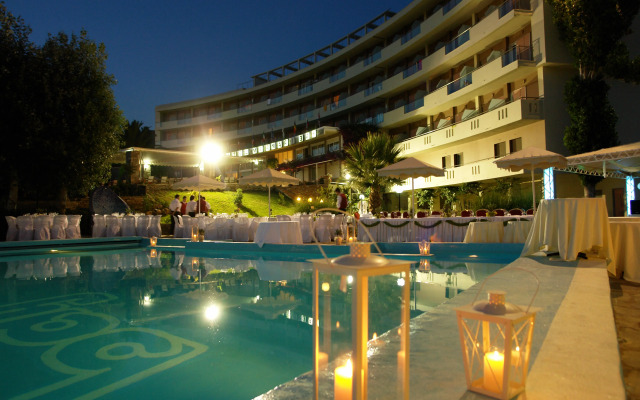 Marmari Bay Hotel