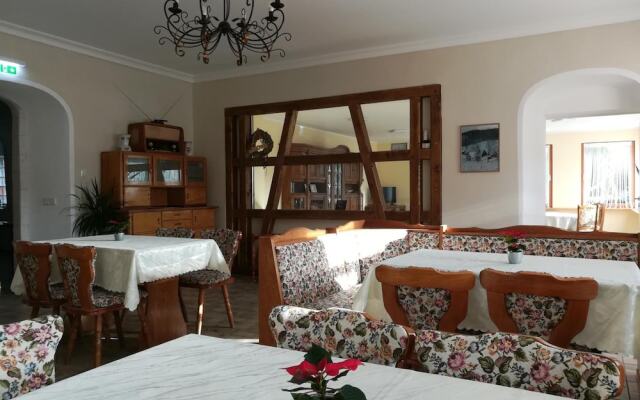 Die Oberlochmühle PENSION