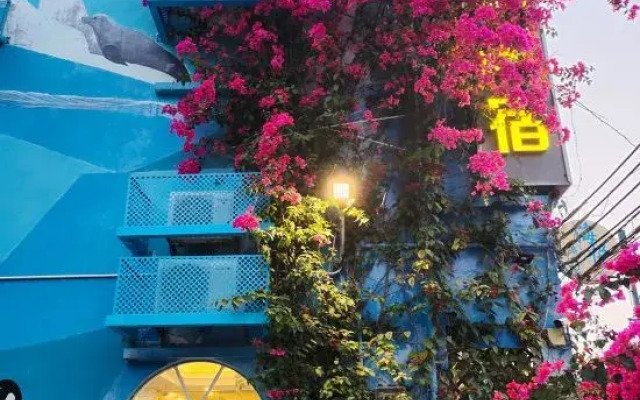 Hello Hotel (Zhuhai Hengqin Changlong store)