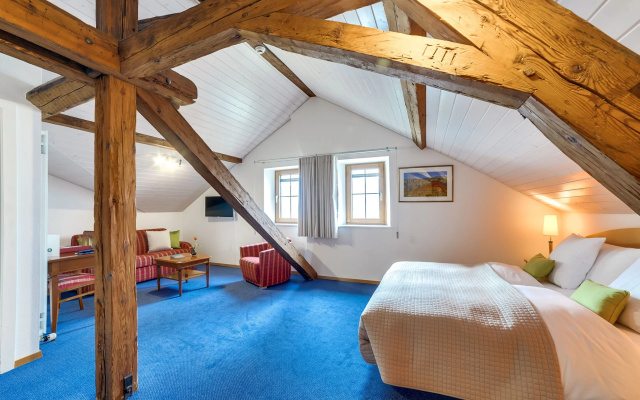 Hôtel Bon Rivage – Guest Rooms – La Tour-de-Peilz