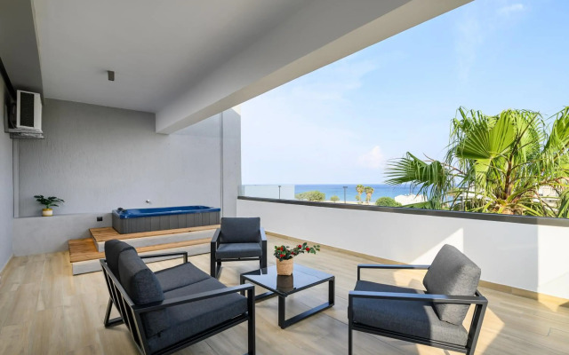 Nicolas Grand Suites - Adults Only