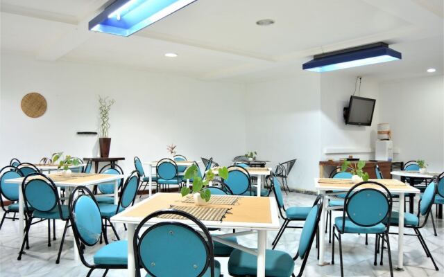 ZEN Rooms Basic Cipanas Km.78