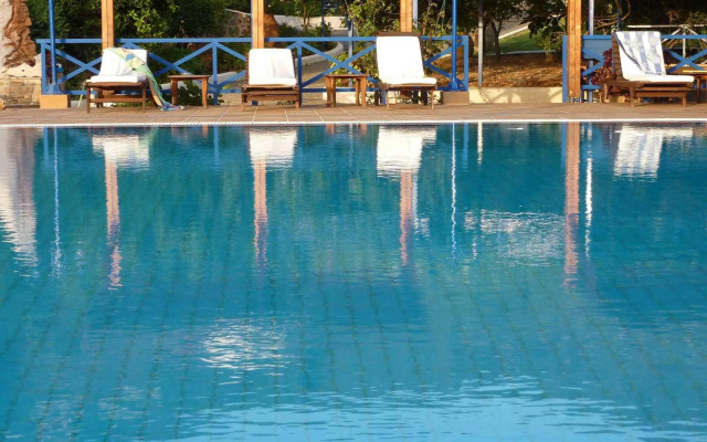 Saronikos Residences