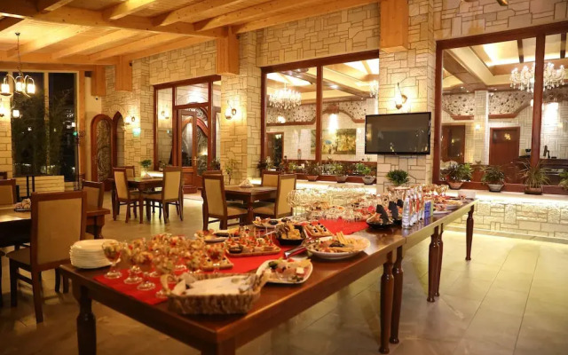 Hotel Rolex