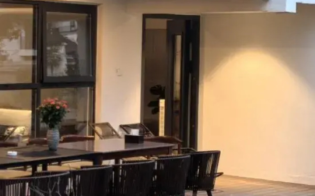 Taining Extraordinary Companion Mountain Residence