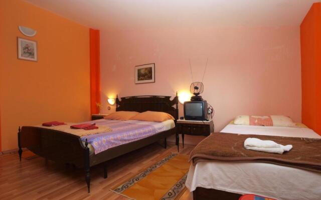 Apartments Slavica 382
