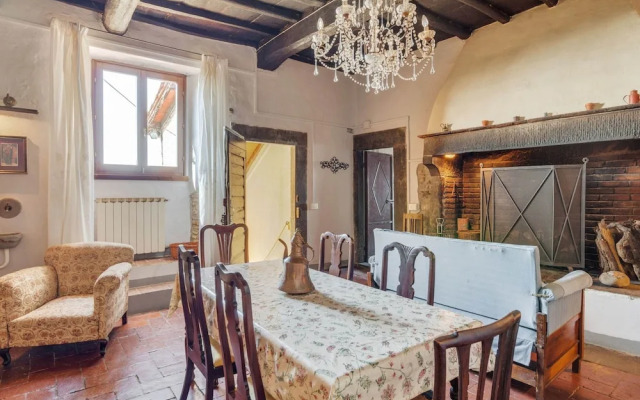Belvilla by Oyo Flat in Farmhouse With Pool