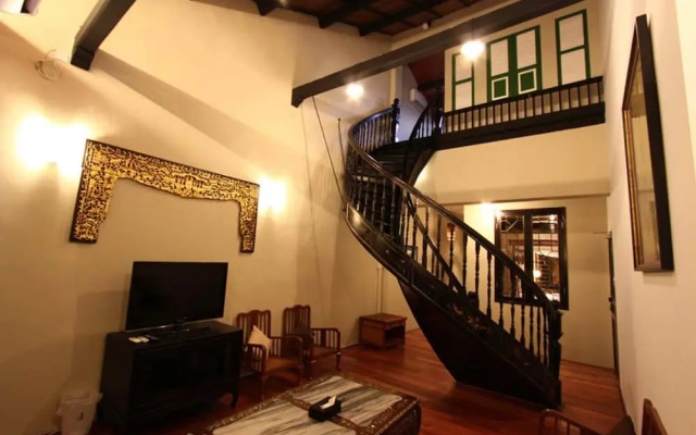 Courtyard At Heeren Boutique Hotel