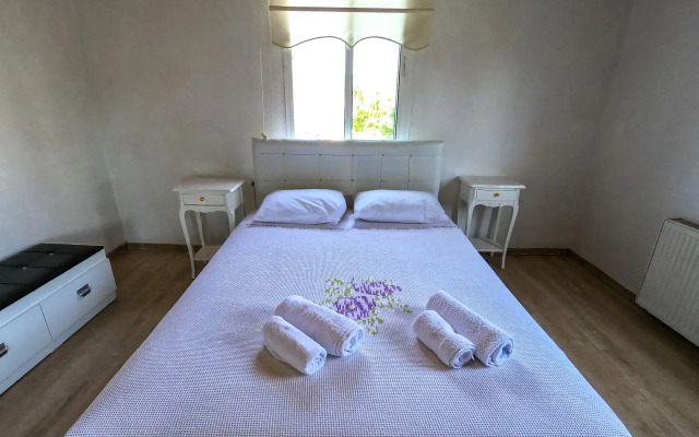 Zeren Alaçatı Butik Otel
