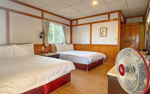 Zusin Shin Garden Hotel