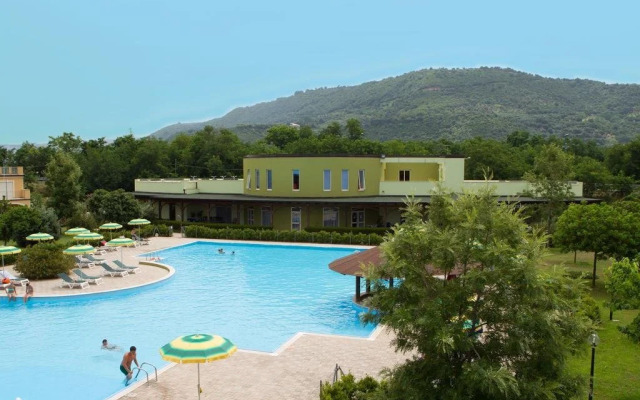 Pizzo Beach Club Resort