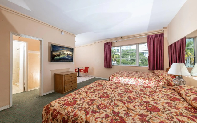Parisian Hotel South Beach