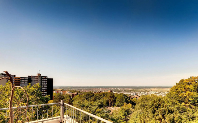 EMBL - Hotel ISG