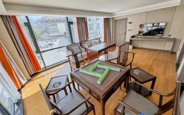 Daocheng Shiruihe Leisure Resort (Daocheng Yading Branch)