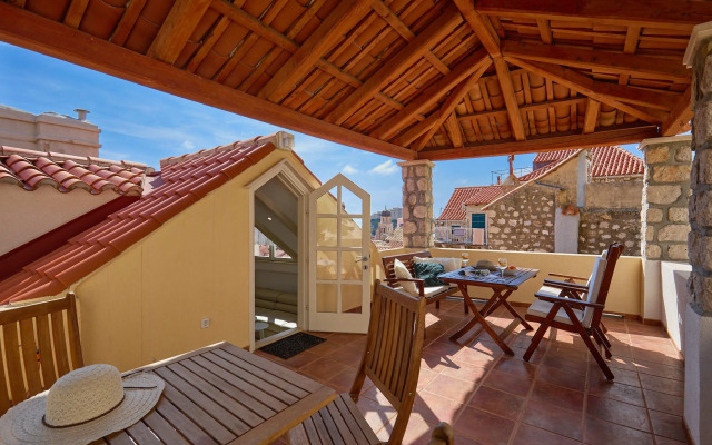 Hedera Estate, Hedera A22