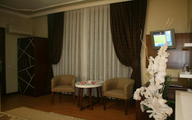 Nysa Hotel