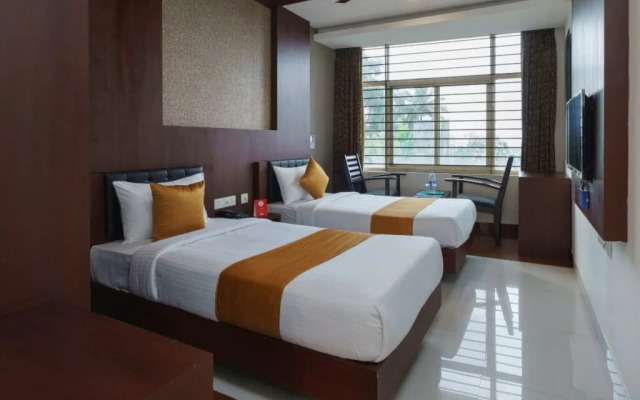 Hotel Capital Residency by OYO Rooms