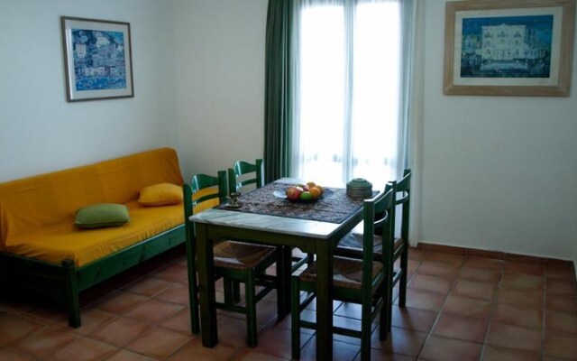 Eva Suites