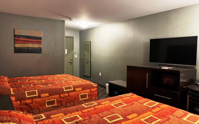 Red Carpet Inn Elmwood Park