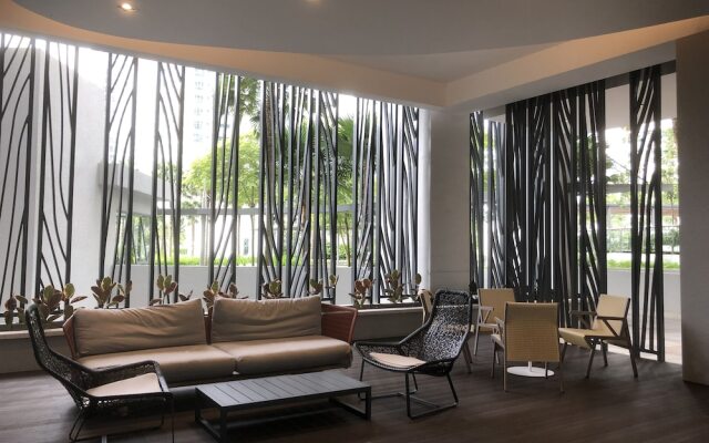 Teega Waterfront - Hello Kitty