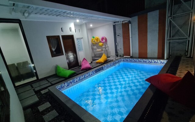 Oemah Wisata RinginSari