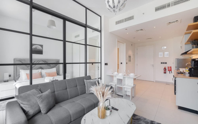 Dubai Hills Sleeps 4 in a Great Location