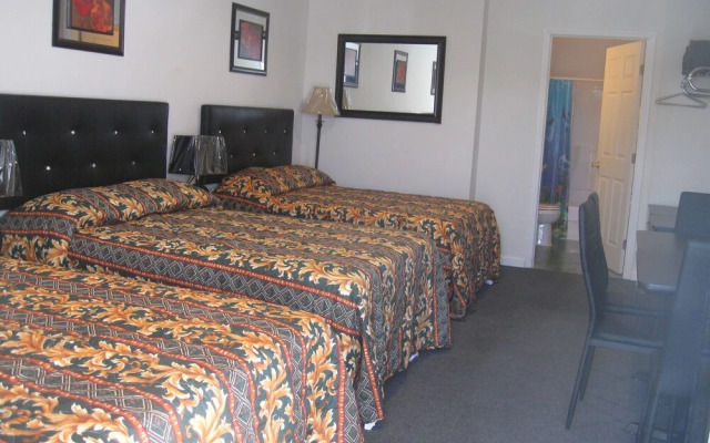 Western Motel Lovell