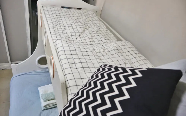 Qing Apartment Happiness