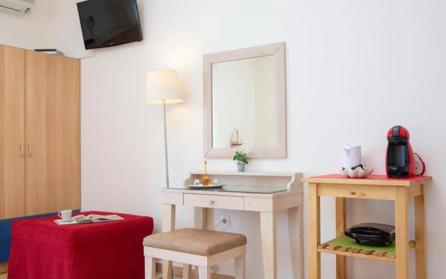 Thalassa Apartments