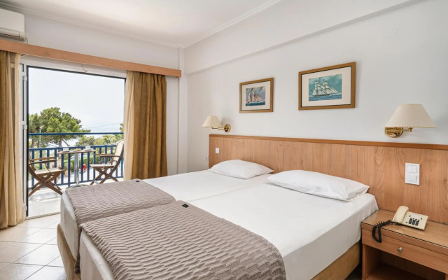 Danae Hotel