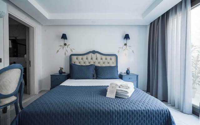 Voger Alaçatı Family