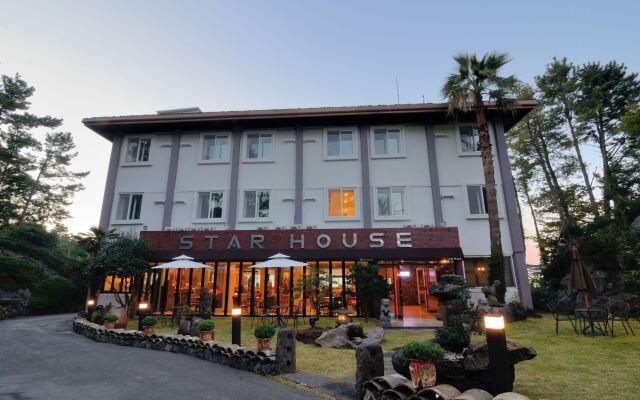 Star House
