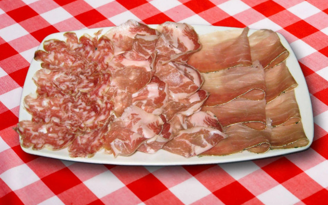 Hotel Diffuso Il Portichetto sulla collina a Vezio Perledo