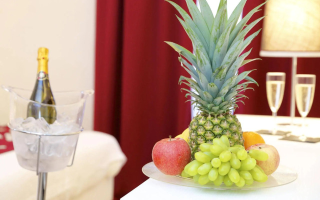 Tullia e Prisca Relais