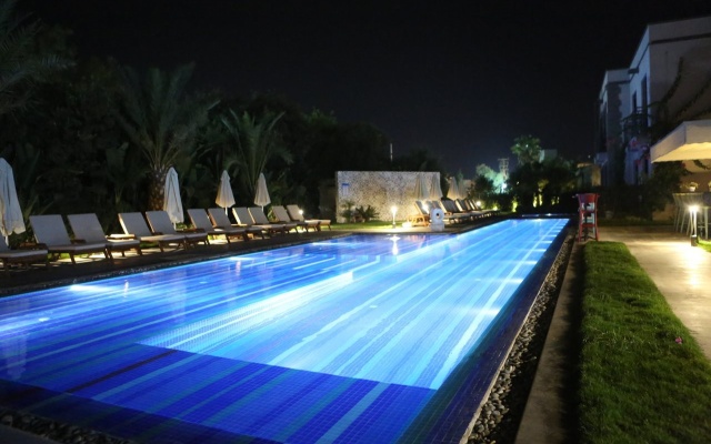 Sandora Boutique Hotel