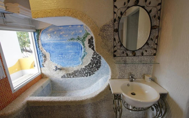 Dream House - Greek Style Hostel
