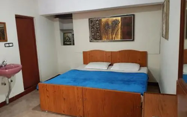 DNS Tourist home
