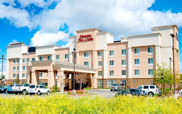 Hampton Inn & Suites Fresno