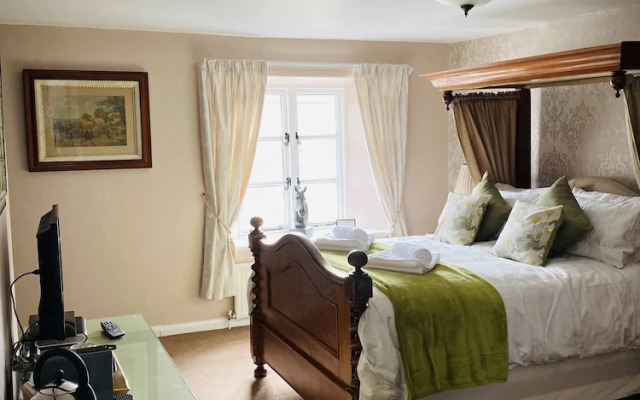 Royal Oak Inn