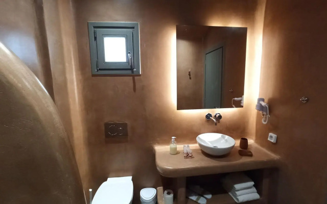 Amphitrite Suites Santorini