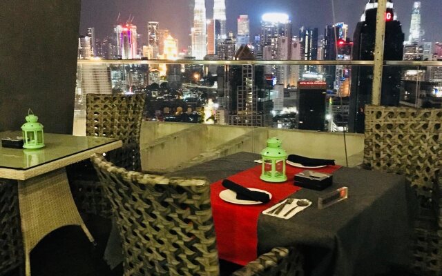 57 Sky Stay Residences Regalia KLCC