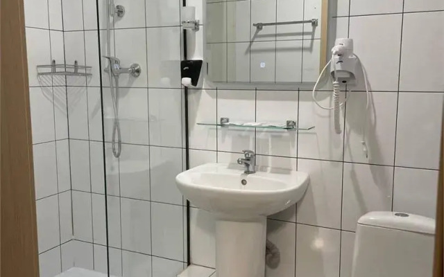 Sportivno-Gostinichnyij Kompleks Zima-Leto Hotel