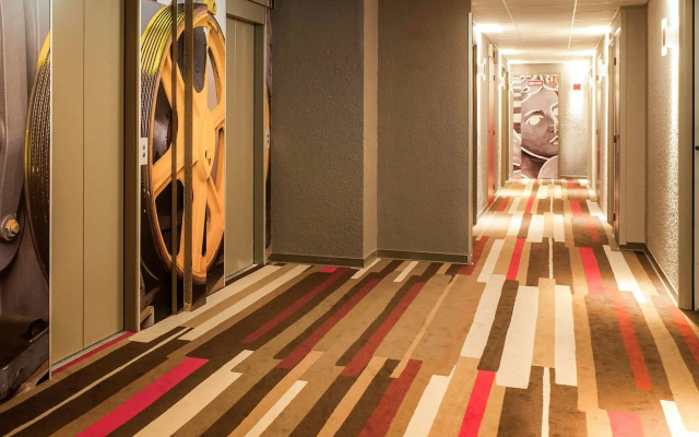 ibis Paris Défense Courbevoie