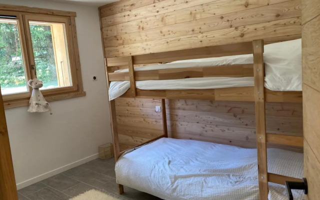 Semi Detached Chalet For 8 With Balcony & Garden
