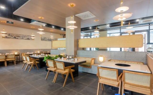 Wenchang Luneng Renjoy Hotel