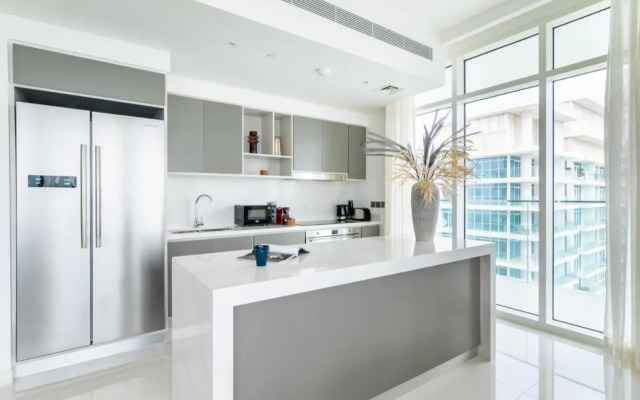 The Smart Concierge - Sunrise Bay tower 1