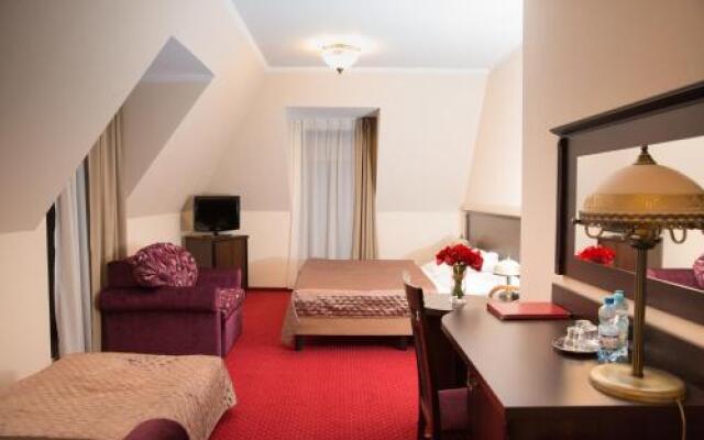 Zajazd u Beaty i Violetty