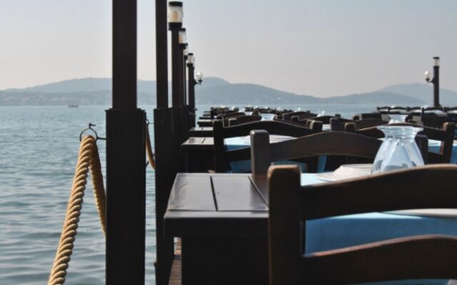 Cunda Hotel Ezer