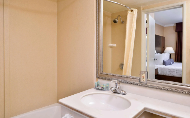 Best Western Hollywood Plaza  - Walk of Fame Film City LA