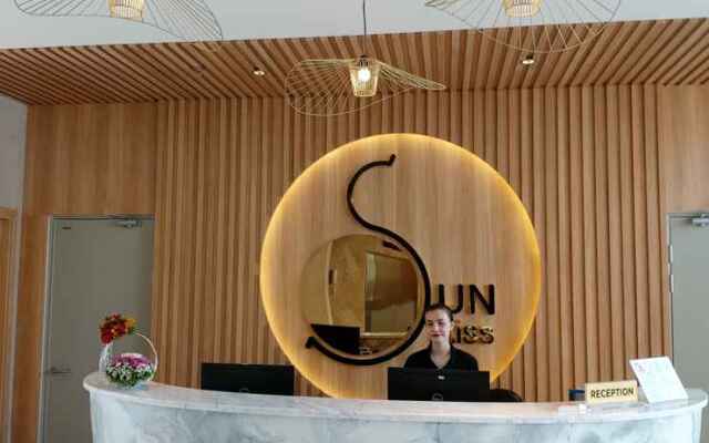 Sun Kiss Hotel